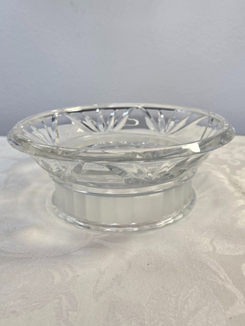 Vintage Crystal Cut Glass Footed Candy Dish/Pedestal Bowl/Stand